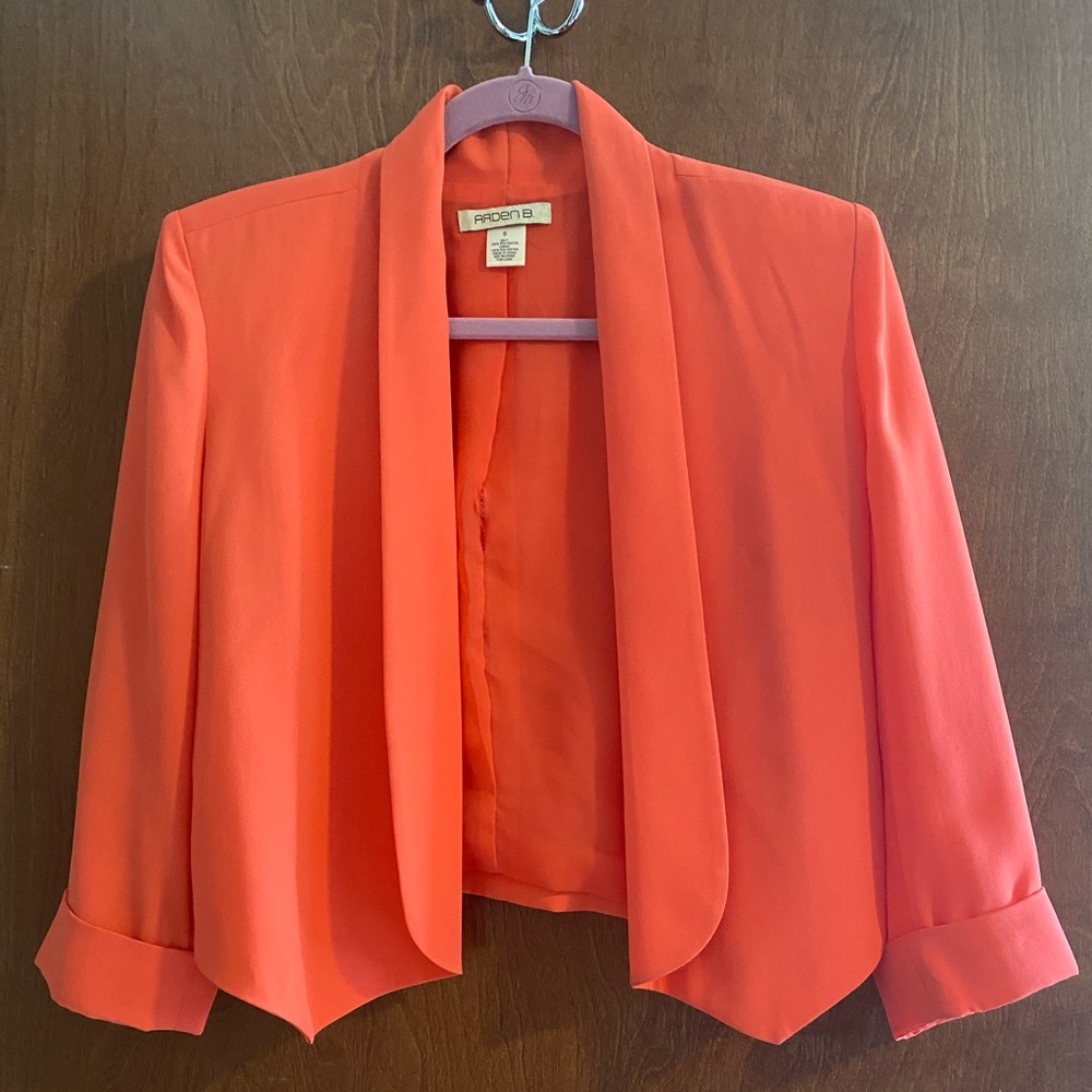 Cropped Blazer